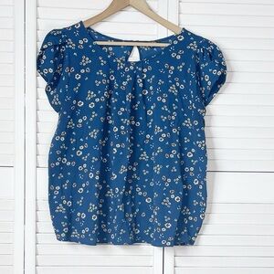 Paper moon tulip-sleeve floral blouse